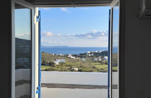 Agios Ioannis House | Notte d'Agosto-Sleeps 5-Private Balcony-Sea View