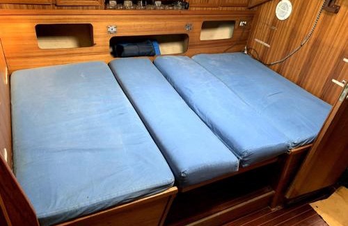 Civitavecchia Boat Rental | Notte in barca tra gioia e relax cullati dal mare