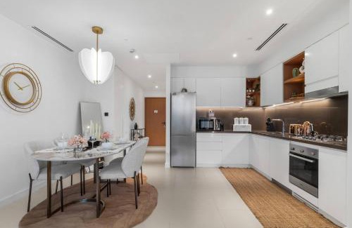 Al Wasl Apartment | Novity Luxury Vida Marina 2BR Sea View 40th Floor