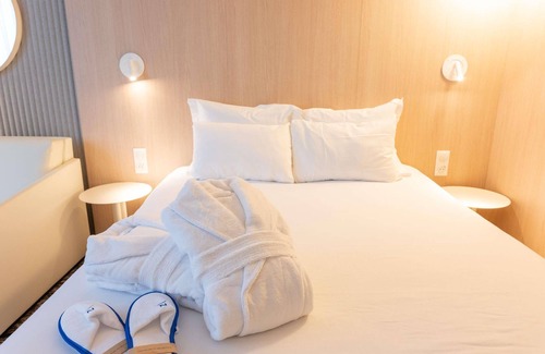 Sennece-les-Macon Hotel | Novotel Mâcon Nord – Porte de Bourgogne
