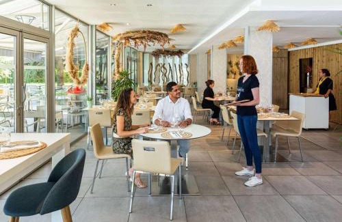 Lescar Hotel | Novotel Pau Pyrénées