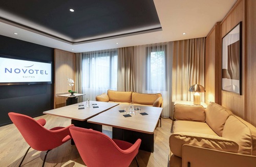 Roissy-en-France Hotel | Novotel Suites Paris CDG Airport Villepinte
