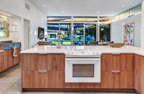 Palm Desert House | nSandpiper Palm Desert Historic Mid Century FEB weekly availability