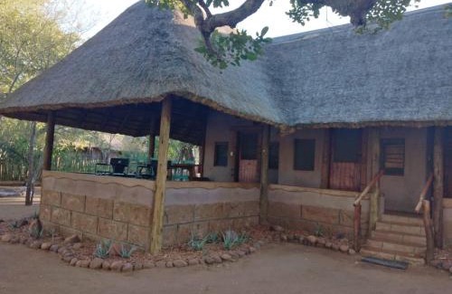 Ha-Lambani Cabin | Nthakeni Bush & River Camp