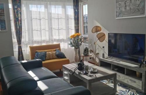 Requejada Apartment | Nuevo! Apartamento con garaje