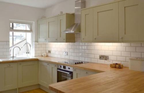 Matlock House | Number 10