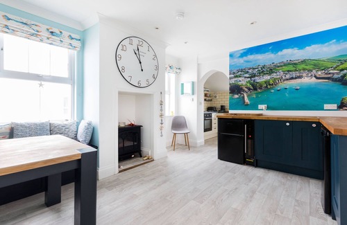 Port Isaac Cottage | NUMBER 28, pet friendly, with open fire in Port Isaac