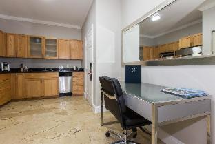 Ludlam Hotel | Nuvo Suites Hotel - Miami Doral