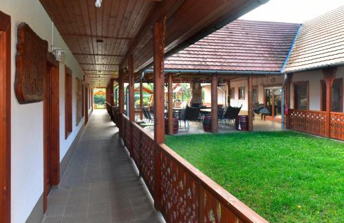 Szegi House | Nyakigláb Villa