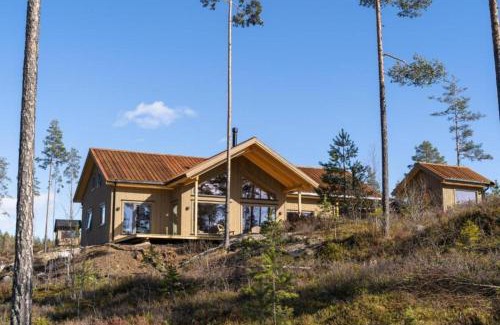 Kviteseid Villa | Nyborg Hytte - 8p - With Sauna & By the Water