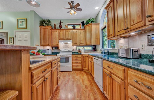 Westlake Corner House | O'NEILL'S GETAWAY