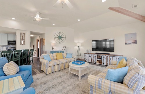 Whalehead Beach House | O'Shinn View: Short Walk to Beach | Pool, Hot Tub