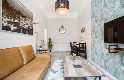 Terezvaros Apartment | Ó Street 3 Bedroom Stylish Apartment