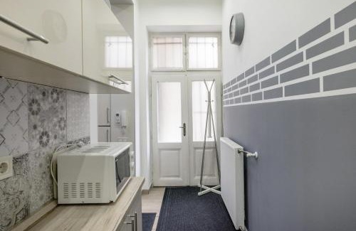 Terezvaros Apartment | Ó Street 3 Bedroom Stylish Apartment