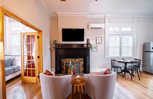 Marietta Apartment | Oak and Ember at Marietta Square