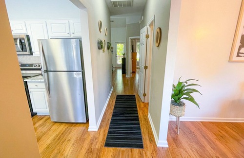 Southwest Raleigh House | Oak City Retreat—Townhome with Game Room, mins from PNC arena!