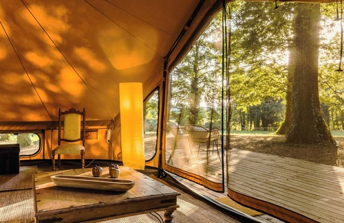 Manziana House | OAK glamping relax, TINIA Suite tent refined and cozy, in a magical forest