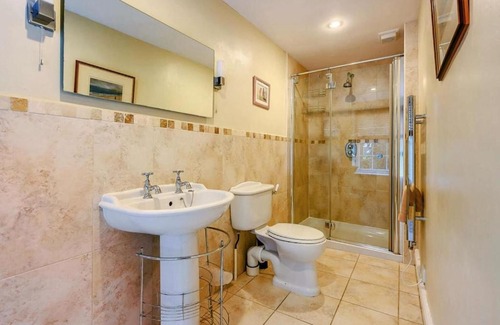 Keswick House | Oak Lodge
