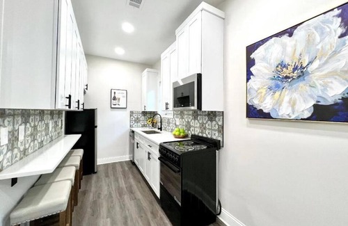 Atlanta Apartment | Oakland Oasis