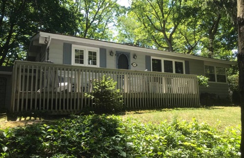 Grand Bend Cottage | Oakwood Park Grand Bend