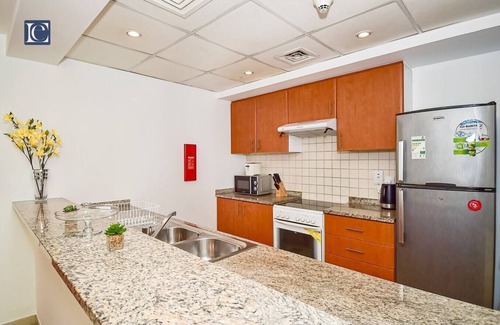 The Greens Apartment | OAS - spacious 1 bed with Balcony