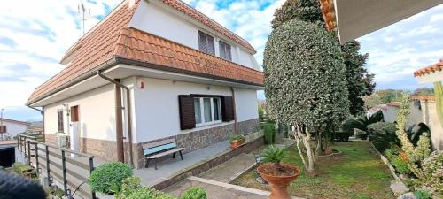 Aprilia House | Oasi di Angelica con piscina privata