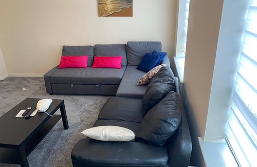 Newcastle-upon-Tyne House | Oasis Abode @ Ashover Newcastle: Two ensuites, and two double beds room.