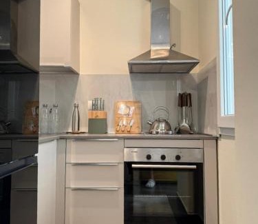 Ishem Apartment | Oasis Bay Lalzi
