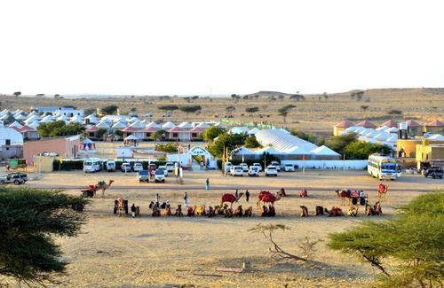 Amar Sagar Pol Resort | Oasis camp sam