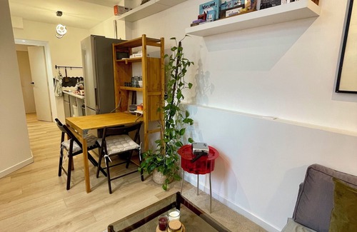 Malakoff Apartment | Oasis de Sérénité à Pom'Cannelle : Apartment with garden in Malakoff