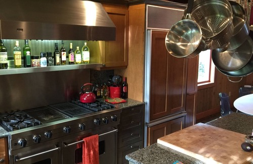 Newberg House | Oasis in the Heart of Wine Country Yet 20 Minutes from Portland