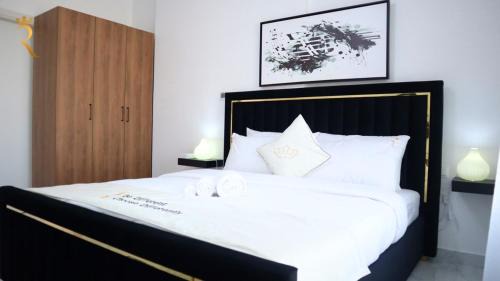 Masdar City Apartment | Oasis Luxe 1BR - Stylish Luxury Stay Near Masdar Park & City Centre Masdar