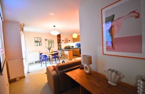 Aubervilliers Apartment | Oasis SPA Bath and Parisian Garden