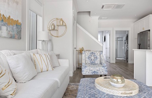 Wilmington Apartment | Oasis @ The Cove Riverwalk Villas