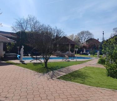 Petrovaradin Villa | Oaza Vila Zmajevo