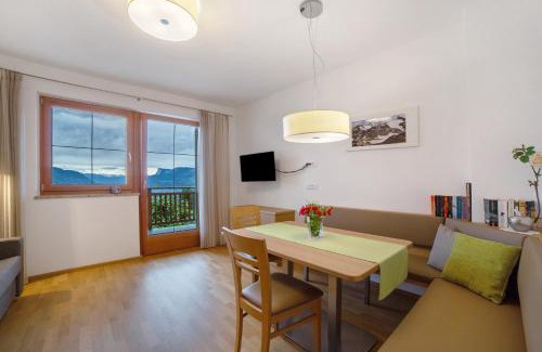 Tirolo Apartment | Oberötzbauer Apartment Alpenrose