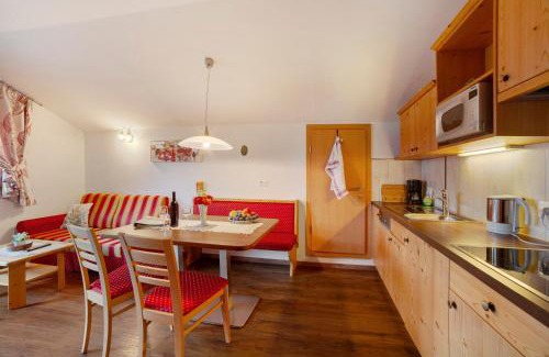 Tirolo Apartment | Oberötzbauer Apartment Edelweiss