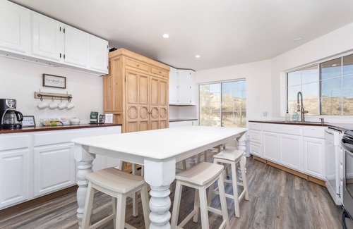 Yucca Valley House | Observatory, Game Room, Hot tub, Fire Pit, BBQ, 360° View at Observatory Retreat