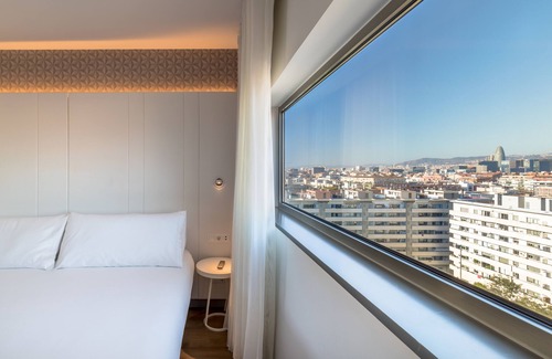 Diagonal Mar i el Front Maritim del Poblenou Hotel | Occidental Atenea Mar- Adults Only
