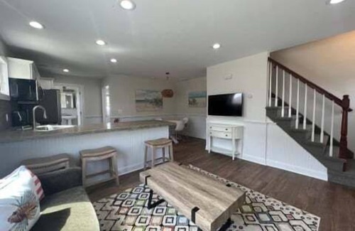Point Pleasant Beach House | OCE106B | Townhouse next to beach & boards! 2 Car park, 6 badges, PETS! Shore Points Vacations