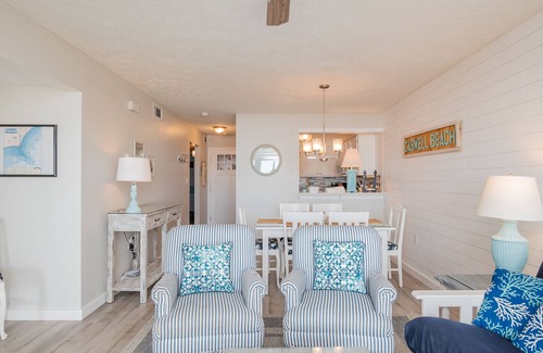Caswell Beach Condo | Ocean Breeze: Oceanfront condo with seasonal pool access