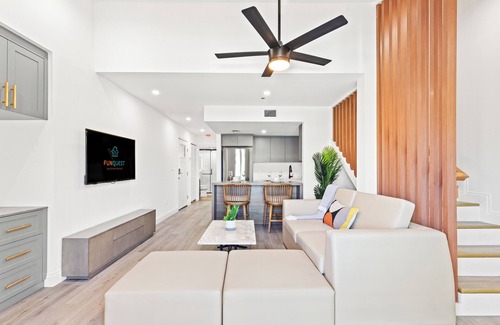 Silver Sands Apartment | Ocean Breeze 3D | 1 Bed, 1 Bath