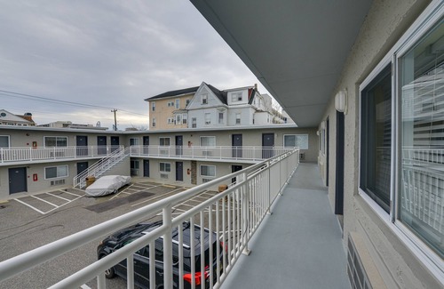North End Condo | Ocean City Condo w/Pool: Walk to Boardwalk!