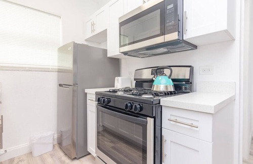 South Beach Condo | Ocean Drive Deco Apt w/2 Queen Beds, Steps 2 Beach