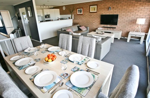 Bermagui House | Ocean Escape Twin Pines 8 Ocean views with spa