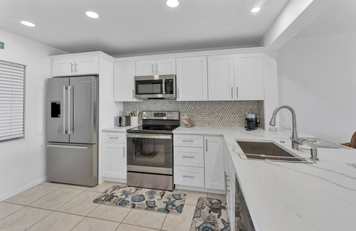 Hutchinson Island South Condo | Ocean front 2-bedroom 2 bath condo, spectacular views, fully furnished