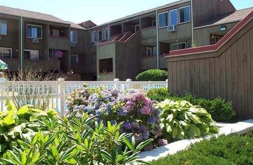 Southend Apartment | Ocean Front "Cedar Sands"Complex 2 bed, 2 bath