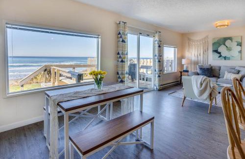 South Beach House | Ocean Front Duplex with Views! Dog Friendly -Surfside Cottage South