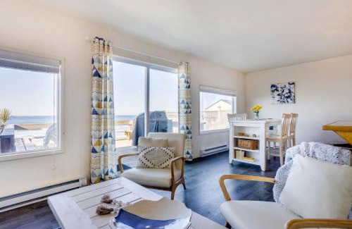 South Beach House | Ocean Front Duplex with Views! Dog Friendly -Surfside Cottage North