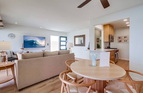 South Mission Beach Condo | Ocean Front! Exclusive Beachfront Patio + A/C